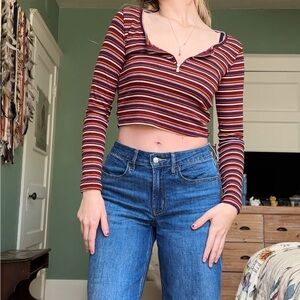 Forever 21 Women's Long Sleeve Crop 1/4 Zipper Small (S)